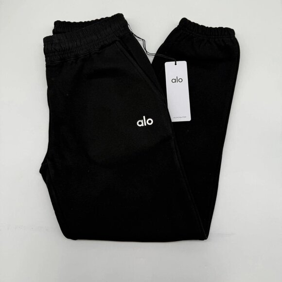 Alo Yoga Accolade Hoodie and Accolade Sweatpant Set - Picture 4 of 5